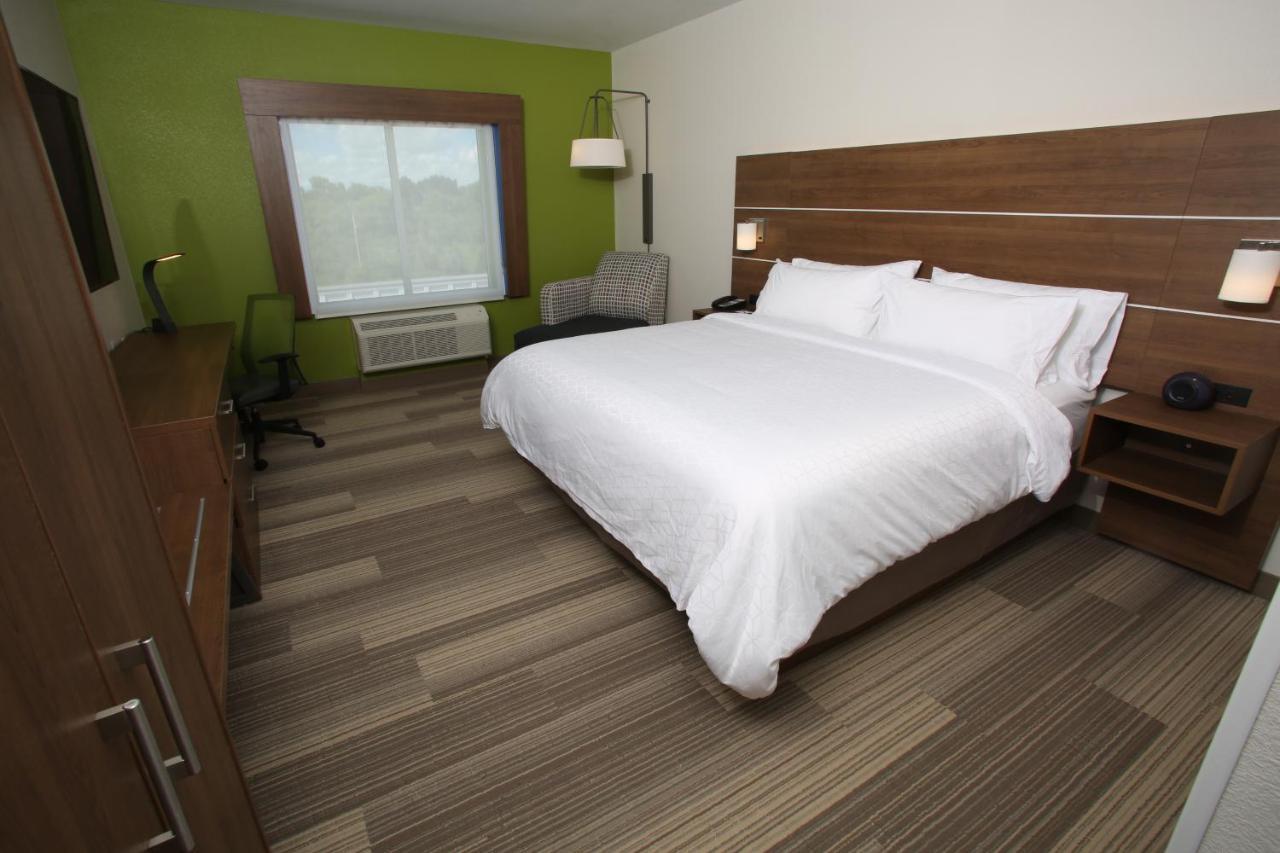 Holiday Inn Express - Mccook By Ihg Eksteriør bilde